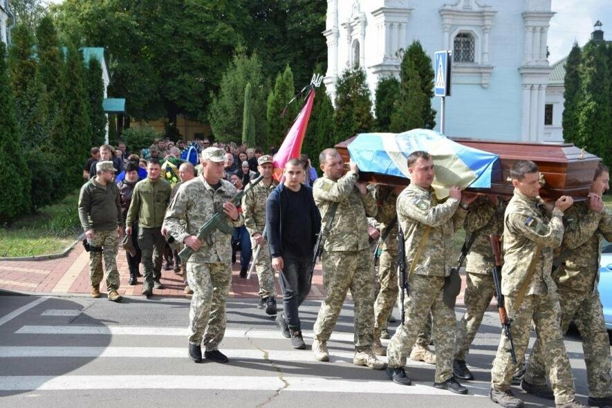 У Сумах поховали захисника України Сергія Горбача | Новини