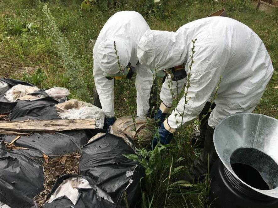 У Сумах ліквідовано понад 20 тонн отрутохімікатів, які роками створювали серйозну загрозу для довкілля