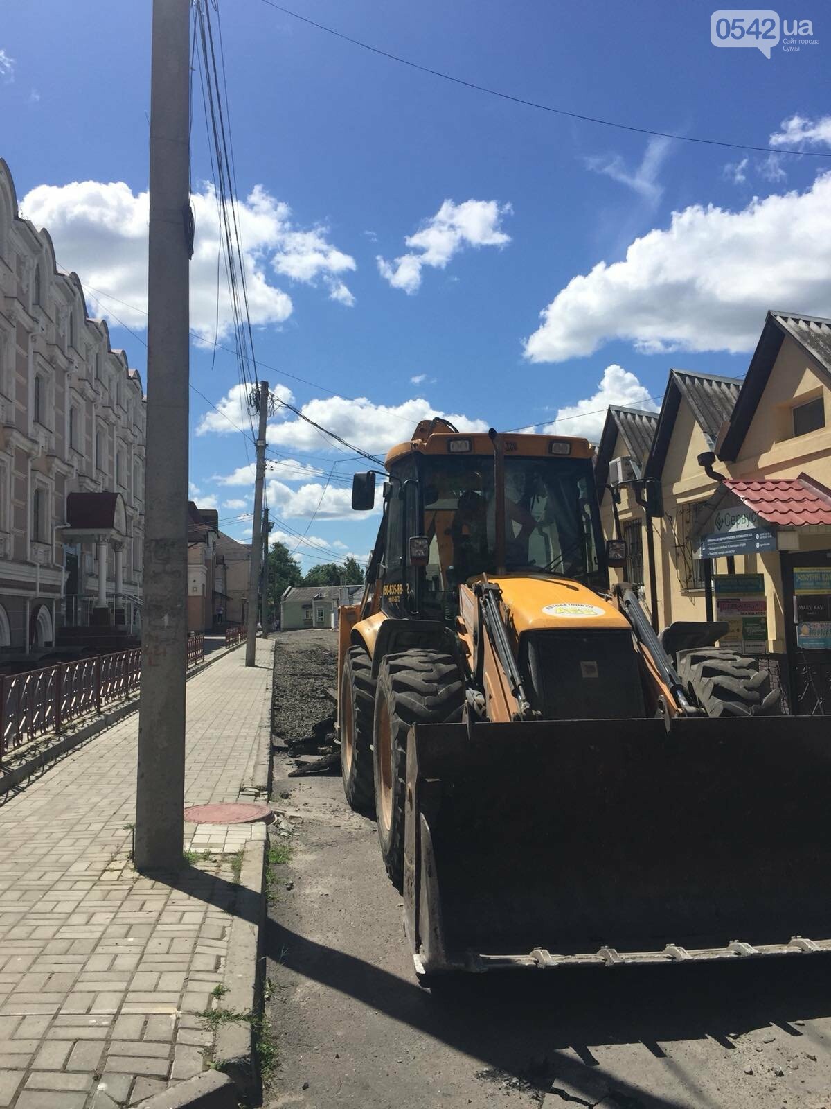 У Сумах на Козацькому валу тривають ремонтні роботи. ФОТОФАКТ, фото-1 У Сумах на Козацькому валу тривають ремонтні роботи. ФОТОФАКТ, фото-1