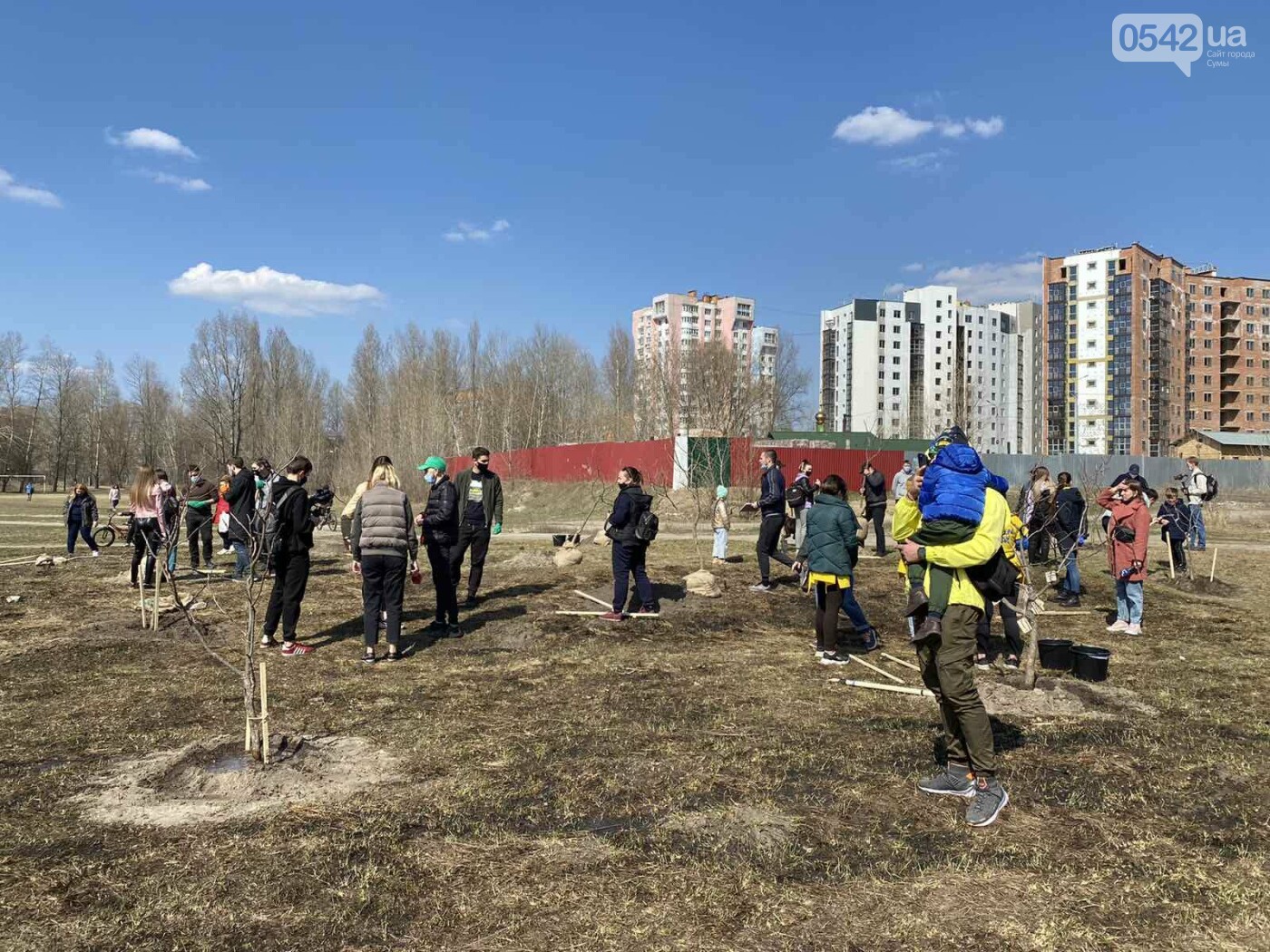 «Greening of the Planet»: у Сумах на березі озера Чеха висадили майже 450 дерев різних порід, фото-4