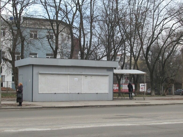 У Сумах триває демонтаж незаконних тимчасових споруд