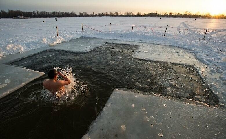 Рятувальники нагадують сумчанам правила безпеки при святкуванні Водохреща