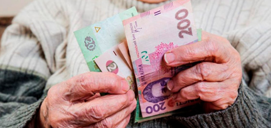 У Сумах шахрай ошукав 90-річну бабусю на 4 000 доларів