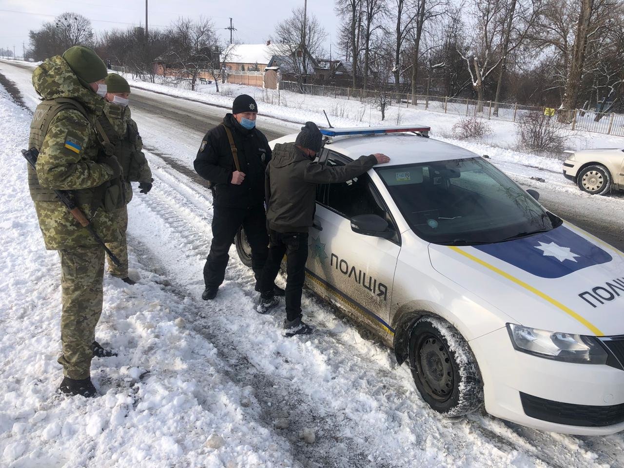 На Сумщині затримали чоловіка, який перебував у розшуку за зґвалтування 10-річної доньки співмешканки, фото-1