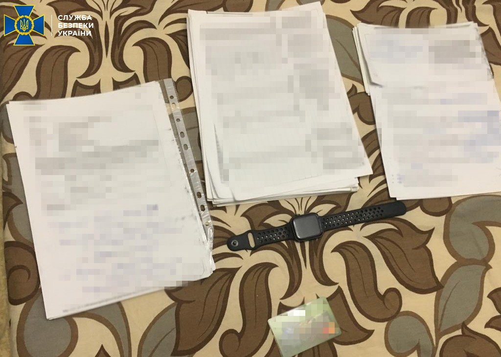 СБУ викрила посадовців, які продавали секретну інформацію силових відомств