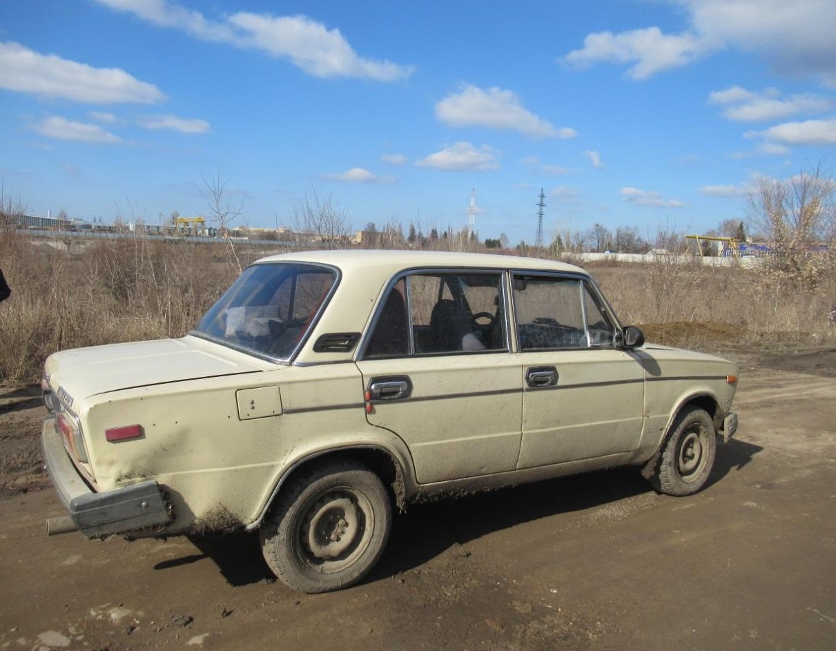 У Сумах на Харківській викрали автомобіль