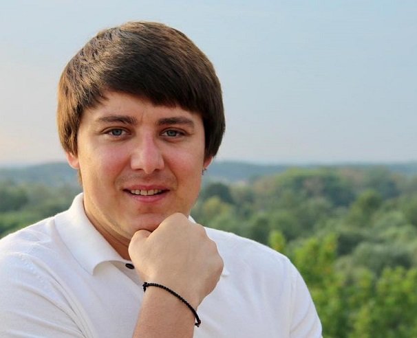 Олександр Зименко відповів на звинувачення щодо закриття бібліотеки