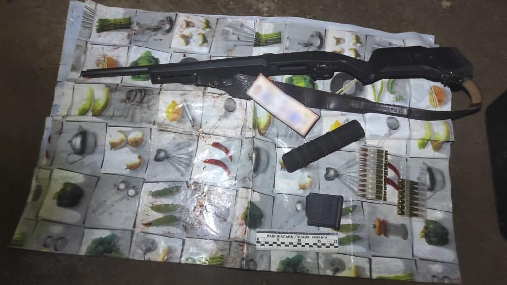 На Сумщині поліція затримала браконьєра, який вбив косуль, одна з яких була вагітна, фото-3