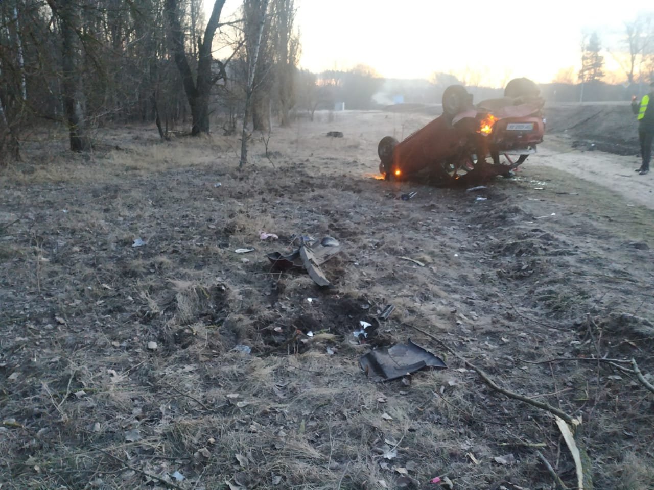 ДТП на Сумщині: авто кілька разів перевернулося і злетіло в кювет