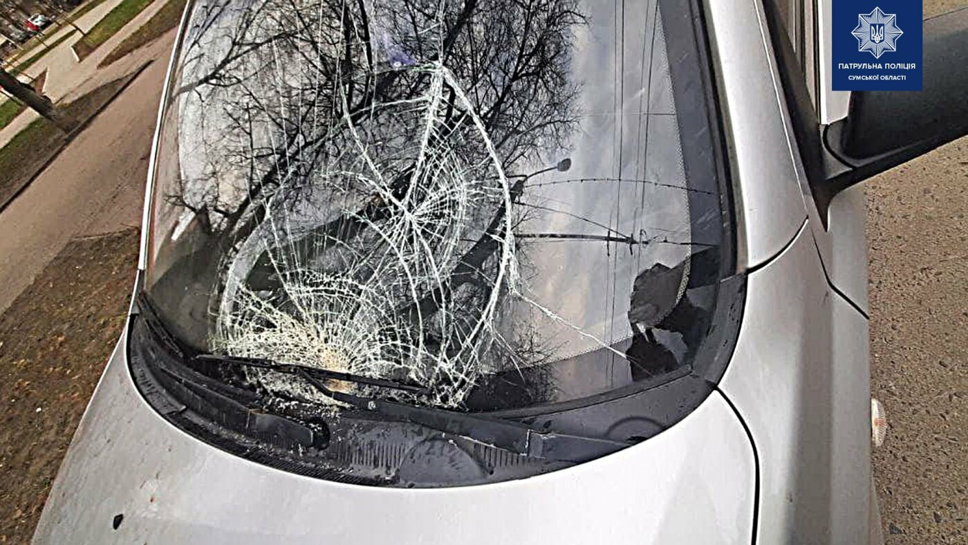 На пр. Шевченка у Сумах на переході збили двох жінок, фото-1