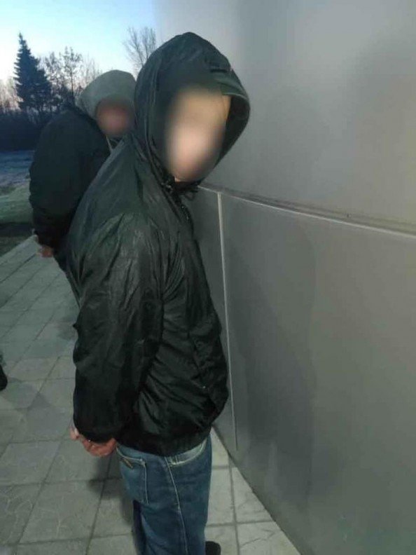 У Сумах двоє чоловіків намагалися підпалити чужий будинок, фото-1