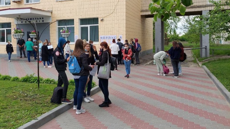 У Сумах абітурієнти складали ЗНО з іноземних мов