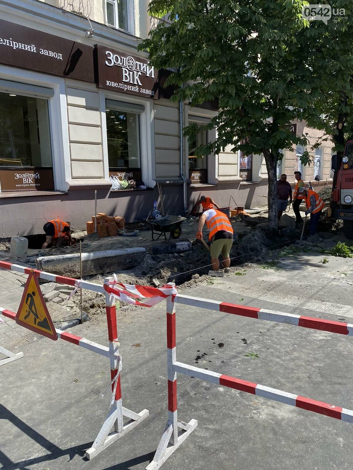 Ремонт зупинки в центрі Сум повинні закінчити цього тижня