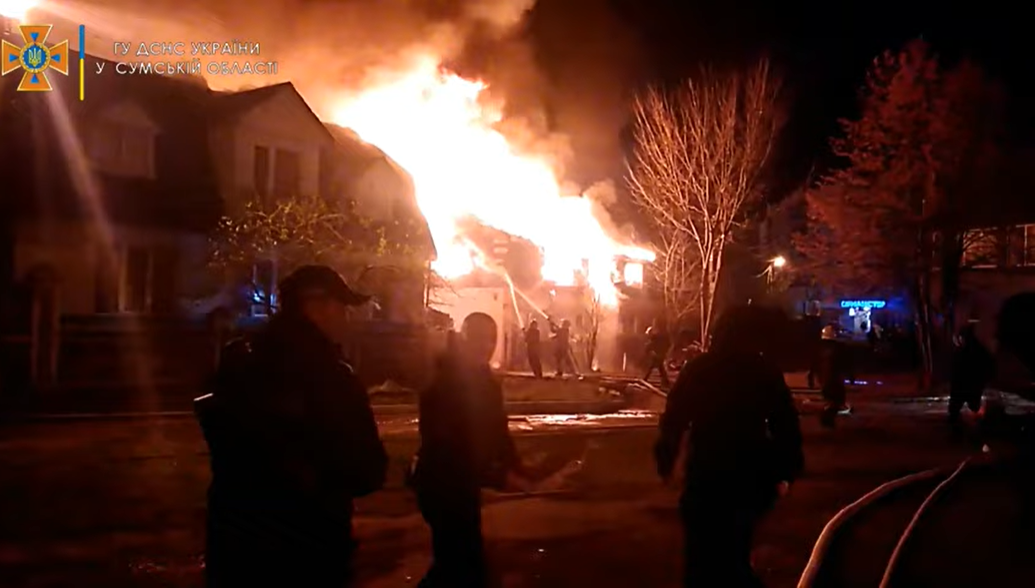  У Сумах за порушення встановлених вимог пожежної безпеки затримано власника будівлі, в якій загинула жінка   