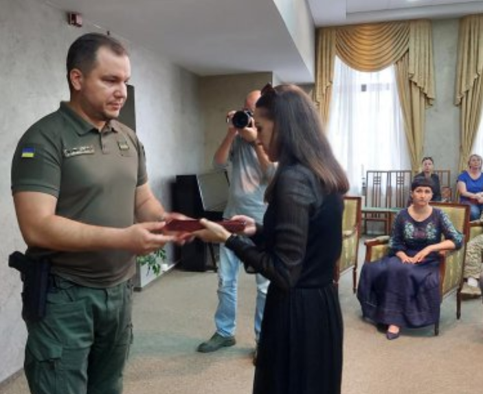 У Сумах вручили посмертні нагороди бійців