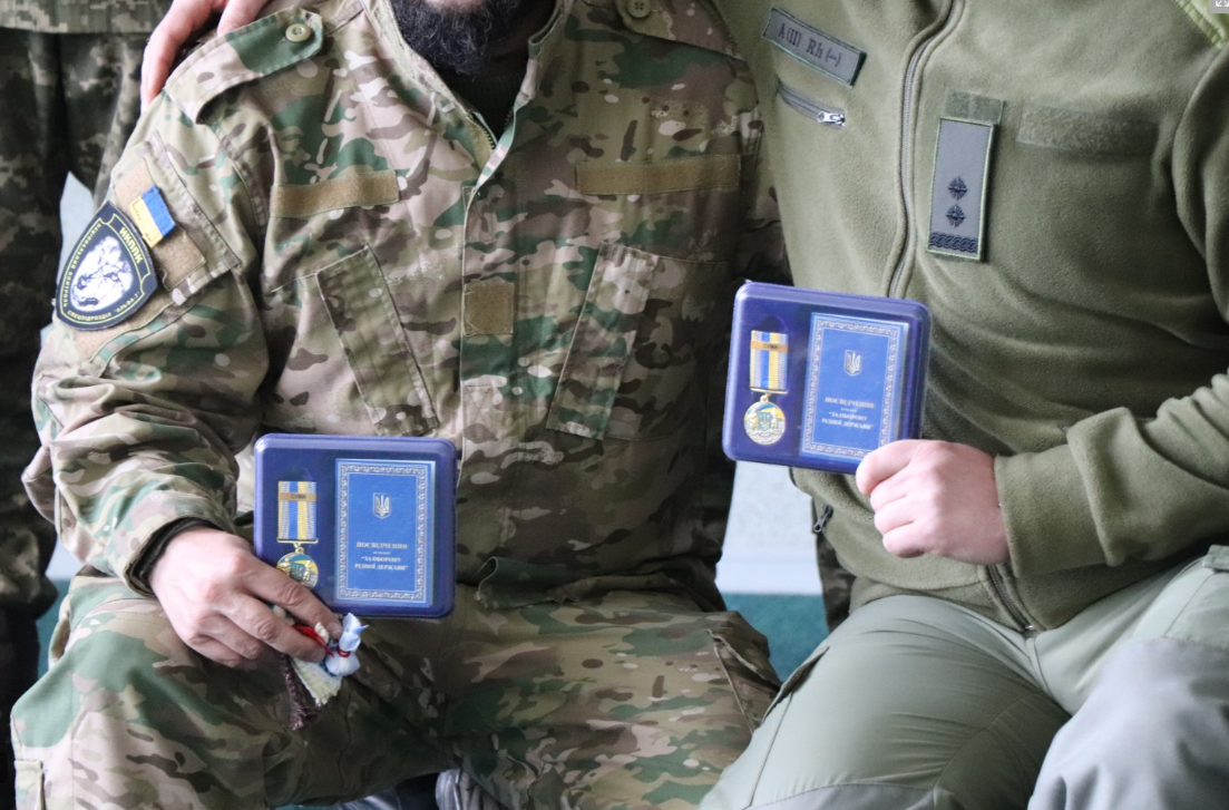 У Сумах вручили медалі «За оборону рідної держави» тим, хто боронив місто в лютому-березні