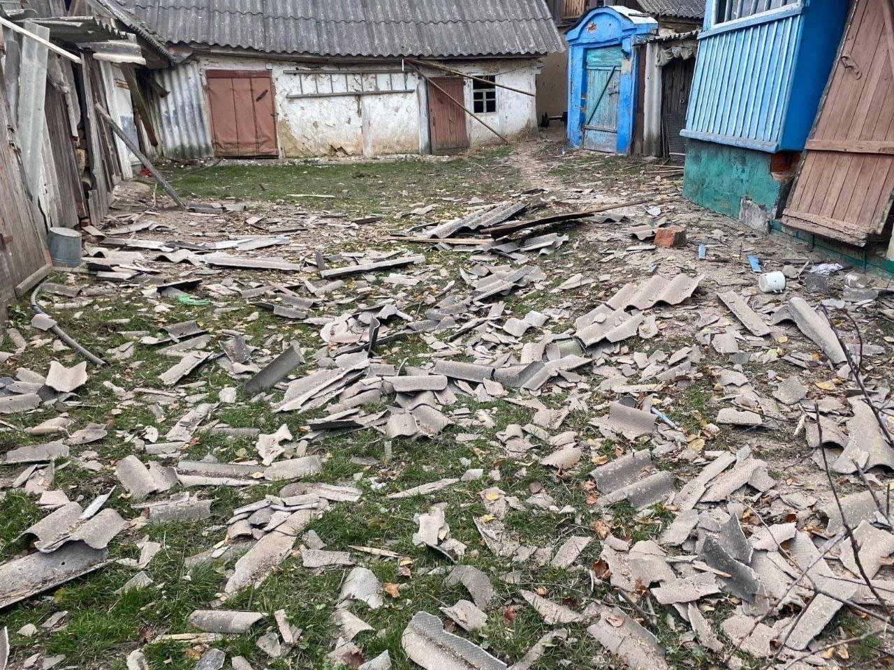 Війська рф знову обстрілювали Сумщину: пошкоджено приватні домоволодіння, вбито коня, одна людина отримала поранення