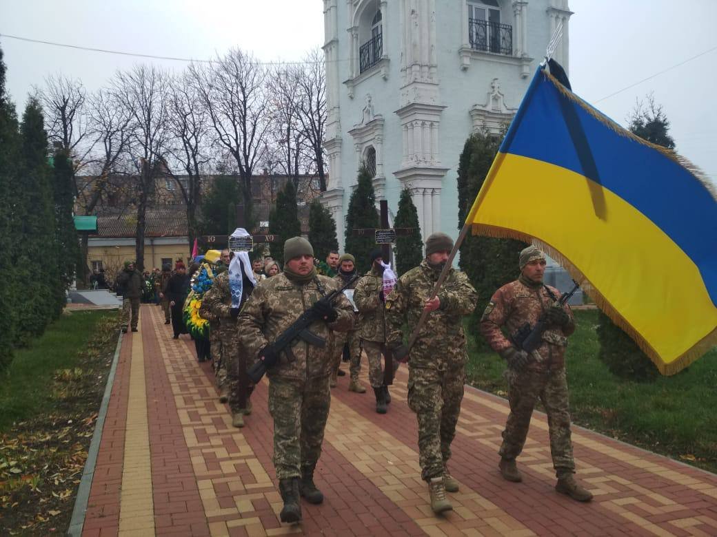 У Сумах поховали двох Захисників України Олександра Хілєвича та Сергія Якущенка