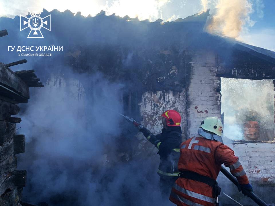 На Сумщині в пожежі загинув чоловік, ще один отримав травми та був госпіталізований