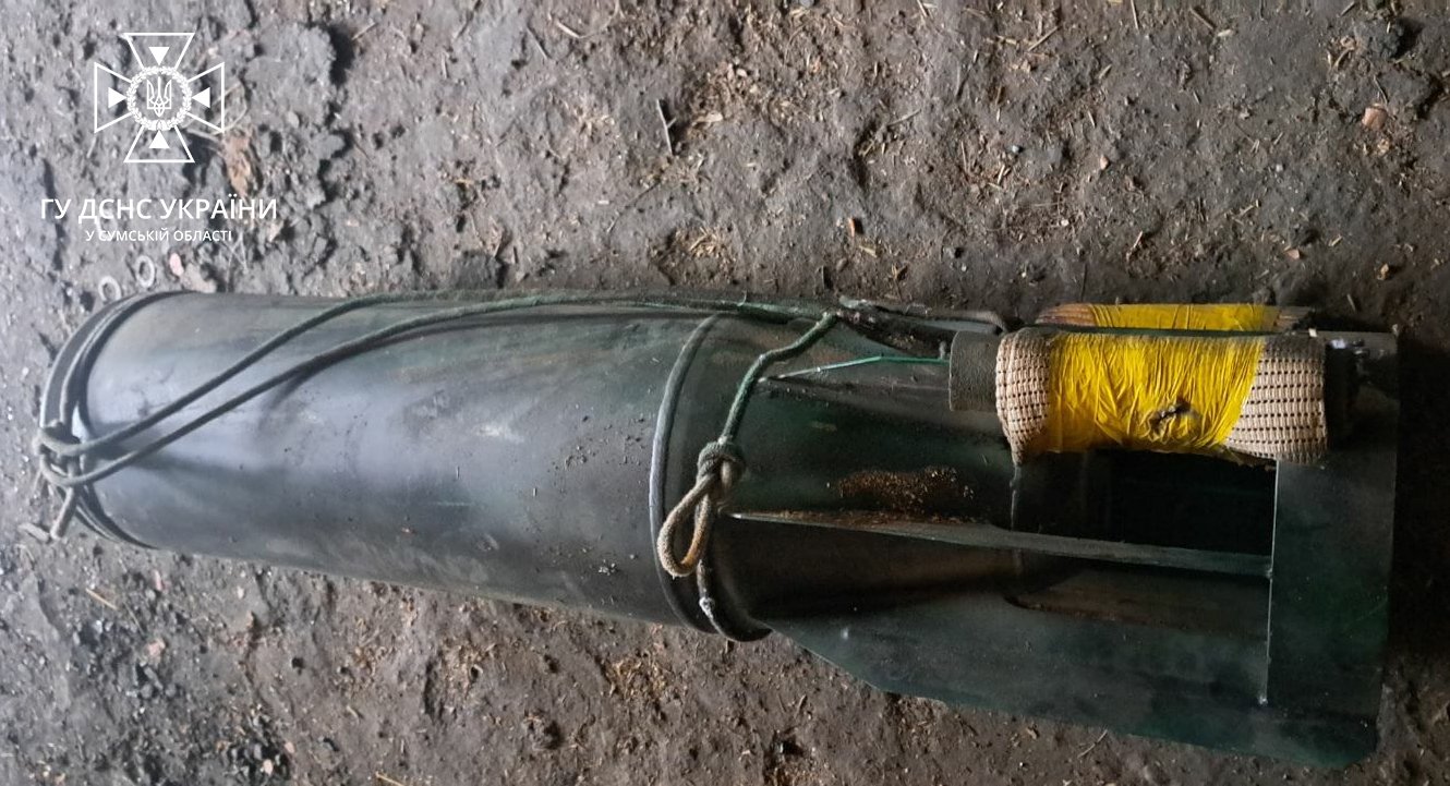 За минулу добу на Сумщині піротехніки ДСНС знищили авіаційну бомбу
