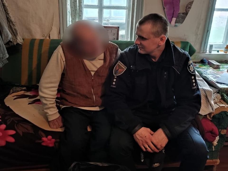 На Недригайлівщині поліцейські доправили гуманітарну допомогу особам  з інвалідністю  