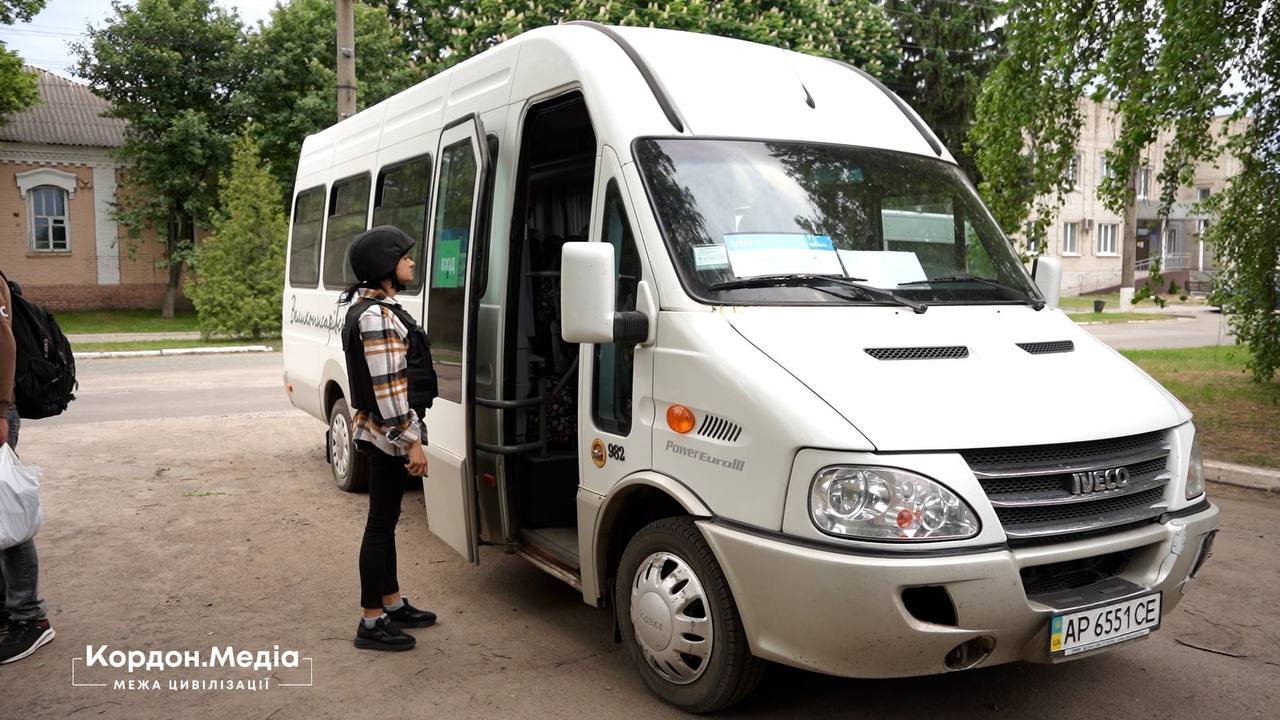 Під час евакуації бажаючих цивільних із прикордоння в Великописарівській громаді стався прильот 