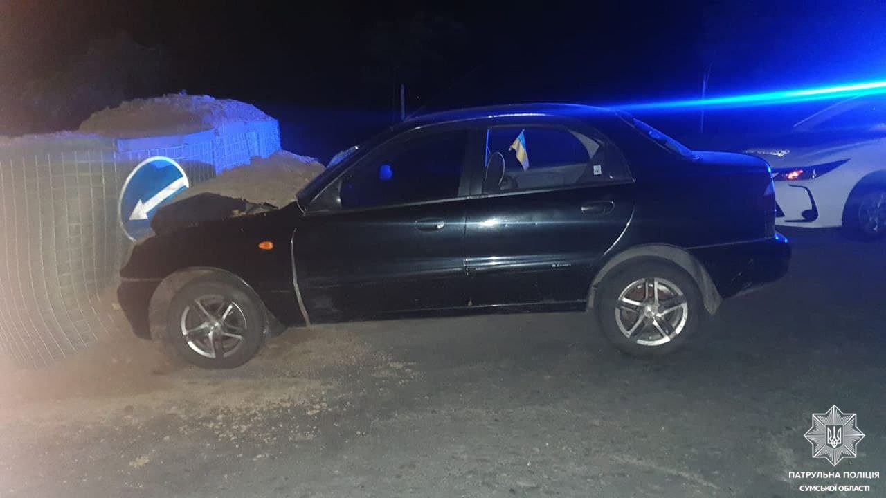 У Сумах п’яний водій врізався у габіон
