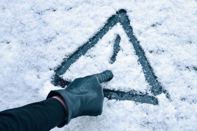 Ожеледиця, сніг та дощ: якою буде погода на Сумщині найближчими днями?